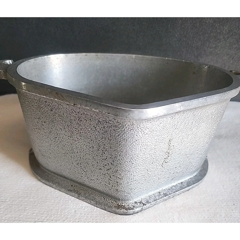 Vintage Guardian Service Ware Triangle Cast Aluminum  Pan Pot (NO LID)